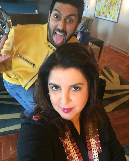 अभिषेक बच्चन फराह के बहुत अच्छे दोस्त हैं।