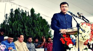 Akbaruddin Owaisi, Raj Thackeray