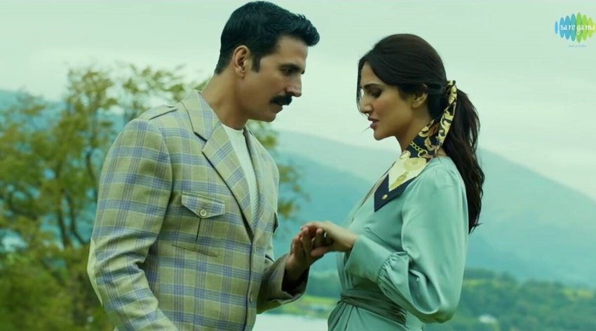 वाणी कपूर ने फिल्म बेल बॉटम में अक्षय कुमार की पत्नी का किरदार निभाया था। वाणी अक्षय से 20 साल छोटी हैं।