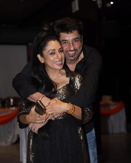 अश्विन की बहन और जीजा शिकागो से आए हुए थे और उन्हें 8 फरवरी को वापस जाना था इसलिए उन्होंने दोनों को जल्द शादी करने को कहा।