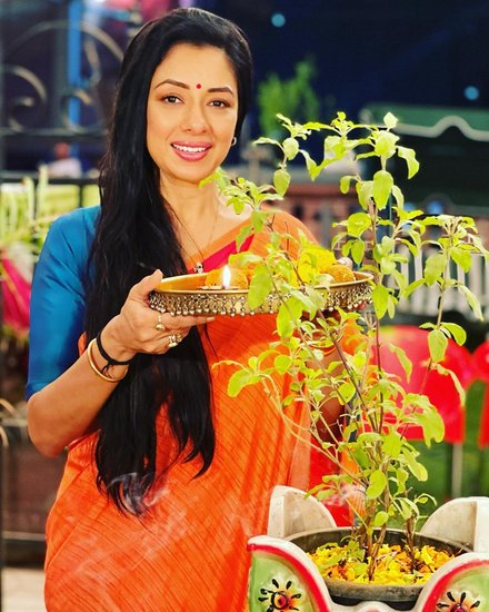 बेहद कम लोगों को ही पता है कि इस शो का नाम 'अनुपमा' रखने से पहले कई अन्य नामों पर विचार किया गया था लेकिन मेकर्स को यही नाम सबसे अच्छा लगा। 