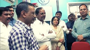 Arvind Kejriwal ,KCR