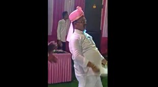 Bihar, Dilbar Dilbar dance, Gopal Mandal, JDU MLA, MLA viral video, Dancing with lifting kurta