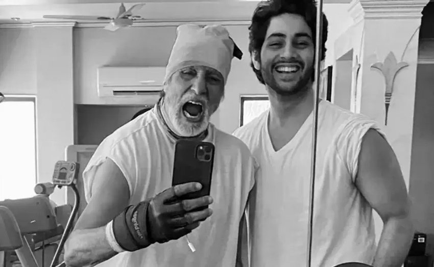 अगस्त्य नंदा अमिताभ बच्चन के नाती हैं। वह जोया अख्तर की फिल्म 'द आर्चीज' से बॉलीवुड में डेब्यू कर रहे हैं। बिग बी की हाल ही में फिल्म 'रनवे 34' रिलीज हुई है। वह और भी कई फिल्मों में नजर आने वाले हैं। 