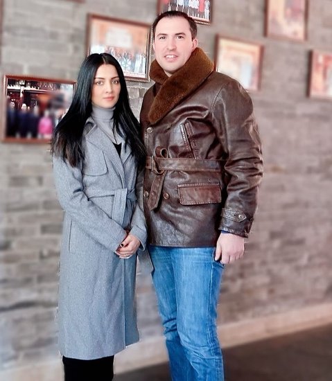 सेलिना जेटली ने 2011 में ऑस्ट्रेलियन बिजनेसमैन पीटर हग से शादी की थी और वहीं रहने लगी थीं। अब वह पूरे परिवार संग दुबई में रहती हैं। 