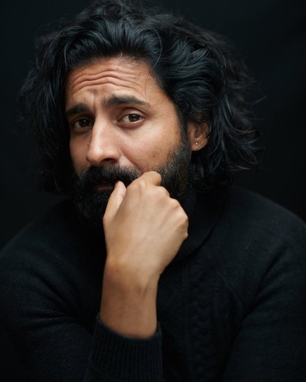 चंदन एक बंगाली परिवार से हैं लेकिन उनका जन्म और परवरिश दिल्ली में ही हुई है।