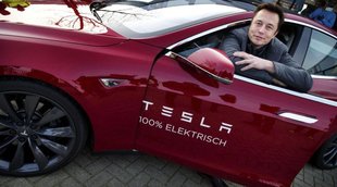 Elon Musk । Tesla । electric car । Nitin Gadkari । Car Bike News