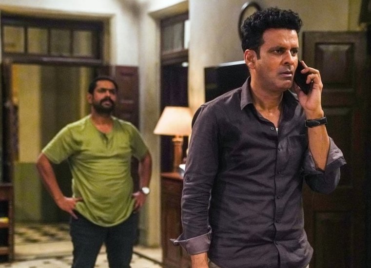 मनोज बाजपेयी की द फैमिली मैन काफी प्रसिद्ध वेब सीरीज है। इसके दूसरे सीजन को 20 से 25 करोड़ में बनाया गया था।