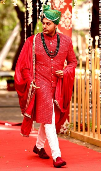 अनुज और अनुपमा की शादी सोशल मीडिया पर ट्रेंड करने लगी थी। यही वजह थी कि शो टीआरपी के मामले में टॉप पर रहा था।   