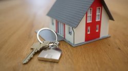 अगर आप Home loan की EMIs नहीं दे पा रहे हैं, तो जानें- क्‍या करें और कैसे होगा कर्ज का भुगतान
