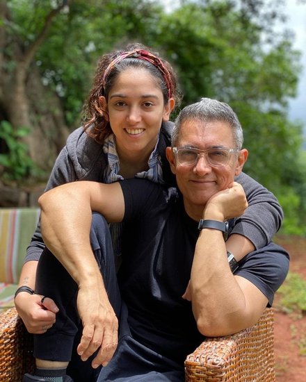 इरा खान आमिर खान की पहली पत्नी रीना दत्ता से हैं।