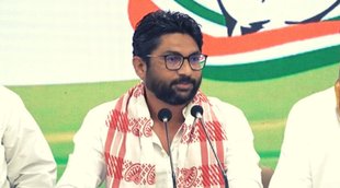 Jignesh Mevani, Congress
