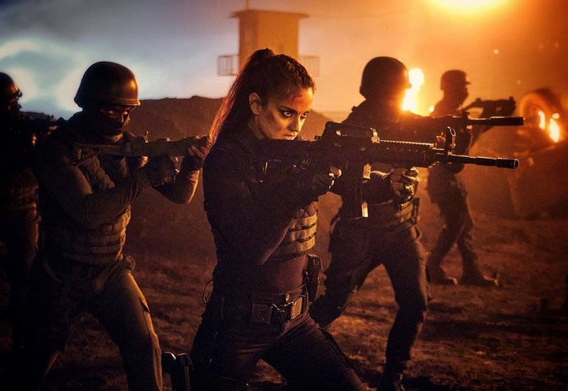 कंगना रनौत की फिल्म धाकड़ के ट्रेलर को काफी पसंद किया गया है और यह फिल्म इसी महीने 20 मई को रिलीज होने वाली है। उम्मीद जताई जा रही है कि कंगना रनौत की यह फिल्म अच्छा परफॉर्म कर सकती है। इसमें कंगना जबरदस्त एक्शन करती नजर आ रही हैं।        