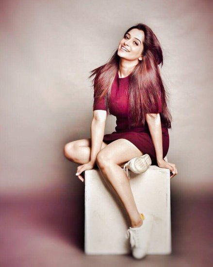 एक्ट्रेस दीपिका कक्कड़ ने क्रिकेटर श्रीसंत को हराकर बिग बॉस का खिताब जीता था। इस जीत के बाद एक शख्स ने खुद को श्रीसंत का फैन बताते हुए दीपिका को एसिड अटैक की धमकी दे डाली थी। 