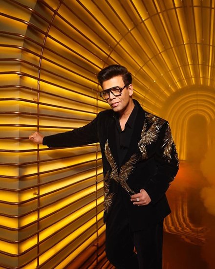 करण जौहर ने लिखा, 'आप सभी के प्यार के लिए शुक्रिया। इसे डिज्नी प्लस हॉटस्टार पर देख सकते हैं।'