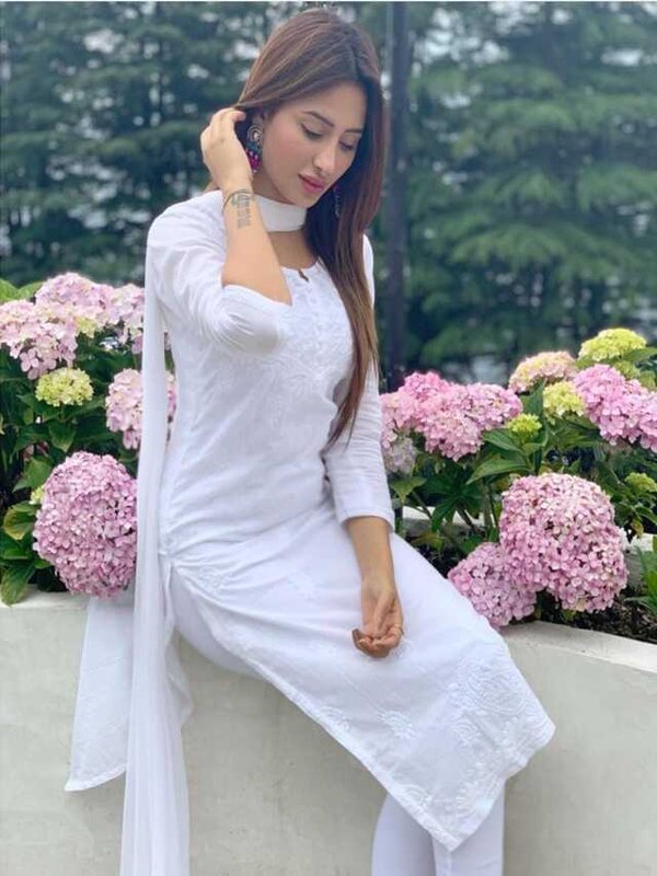 MAHIRA SHARMA - SUMMER SUIT LOOKS