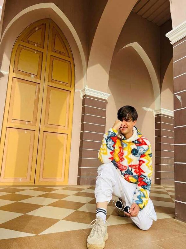 MOHSIN KHAN IN FUNKY LOOK