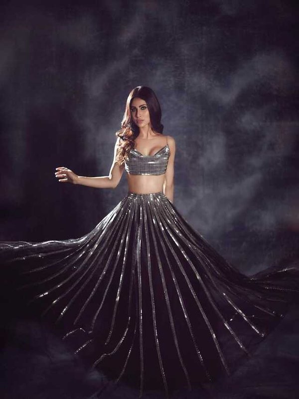 MOUNI ROY IN SEQUEN LEHENGA LOOK