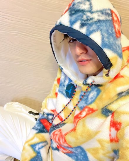 अब मोहसिन खान ने कुछ नई तस्वीरों के जरिए बताया है कि वह अपने दोस्तों संग नए सफर निकल चुके हैं।&nbsp;