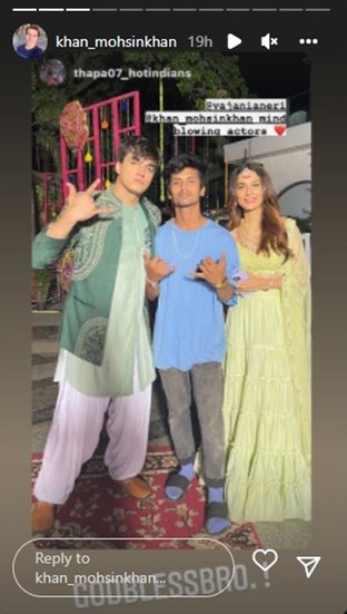 मोहसिन खान अन्य को-स्टार्स और क्रू मेंबर्स के संग भी एंजॉय करते हुए नजर आ रहे हैं।