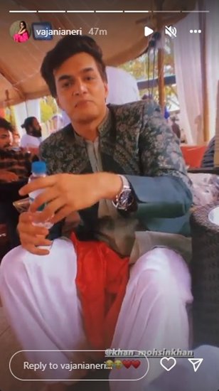 दोनों ने विडियो भी शेयर की हैं। अनेरी ने स्टोरी पर विडियो शेयर करते हुए लिखा, '8 साल बाद दोनों एक साथ शूटिंग कर रहे हैं।' 