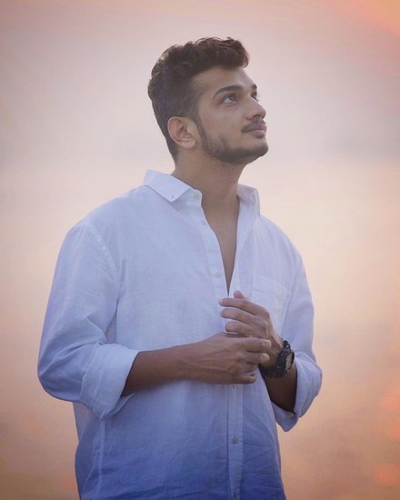 इसी शो में मुनव्वर फारूकी को कंटेस्टेंट अंजली अरोड़ा ने भी आई लव यू कहा था। (All Photos: Social Media)