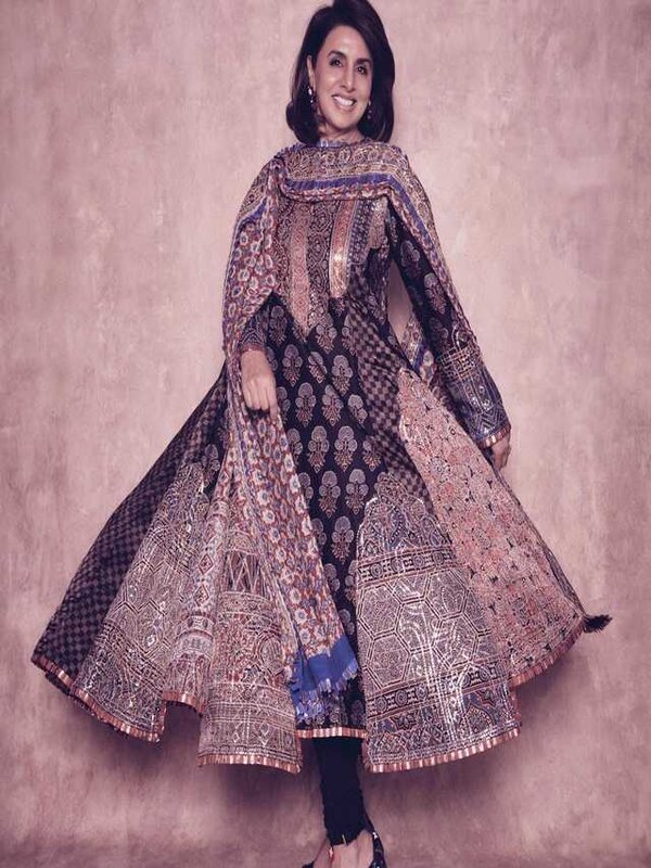 NEETU KAPOOR - ETHENIC LOOK