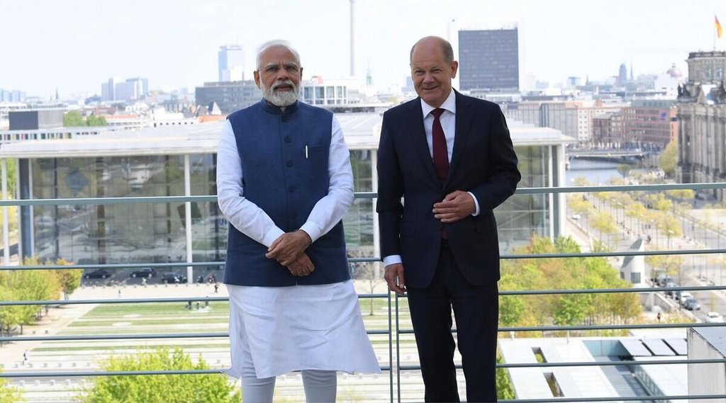 Narendra Modi Bhagwa, PM