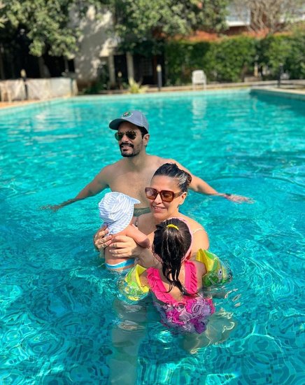 नेहा धुपिया ने पिछले साल ही बेटे को जन्म दिया है। उन्होंने बेटे का नाम गुरिक रखा है। इसका मतलब है ईश्वर एक है। वहीं उनकी बेटी का नाम मेहर है। इसका अर्थ है कृपा।