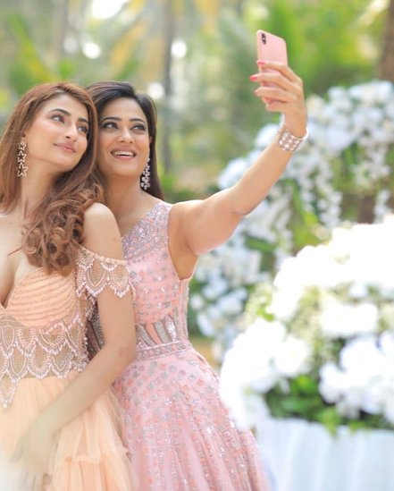 पिता से तलाक के बाद मां ने मेरी परवरिश की है और उन्होंने मुझे अलग-अलग परिस्थितियों से लड़ना सिखाया है। 