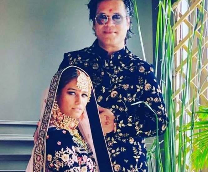 पूनम पांडे (Poonam Pandey) टीवी रियलिटी शो लॉक अप (Lock Upp) से बाहर आ चुकी हैं। शो में रहते हुए पूनम पांडे ने अपने पूर्व पति सैम बॉम्बे (Sam Bombay) को लेकर ऐसा खुलासा किया था जिसकी हर जगह चर्चा होने लगी। पूनम ने सैम बॉम्बे पर आरोप लगाया था कि वह उनके साथ मारपीट करते थे जिसकी वह से उन्हें ब्रेन हेमरेज हो गया था।&nbsp;