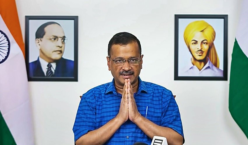 रैपिड फायर राउंड में जब उनसे पूछा गया कि वह फ्लिपकार्ट और आम आदमी पार्टी में किसे बेहतर स्टार्टअप मानते हैं तो उन्होंने बिना देर किये फटाक से फ्लिपकार्ट का नाम लिया।