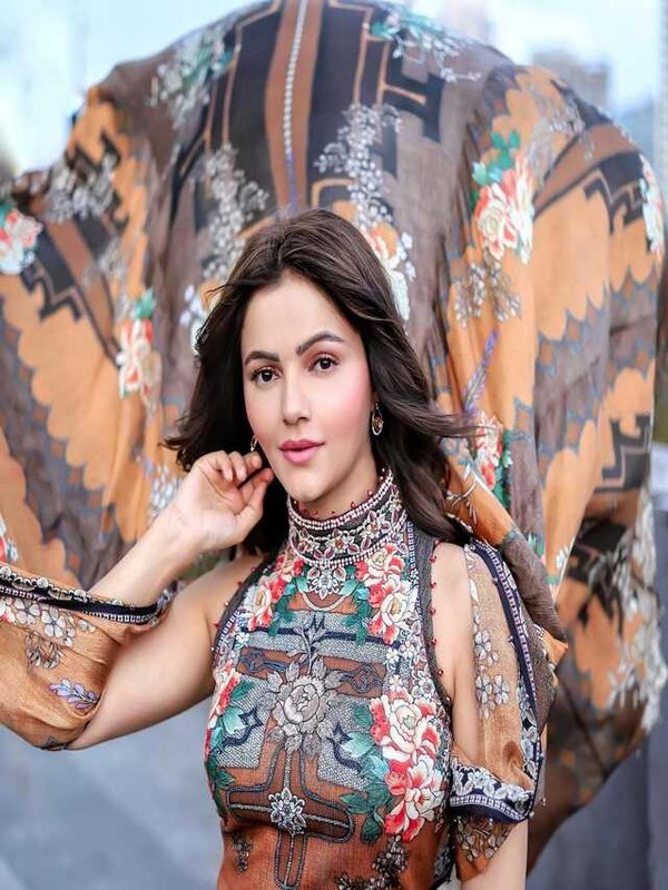 RUBINA DILAIK NEW LOOK BEFORE GOING TO CAPETOWN FOR KKK-12