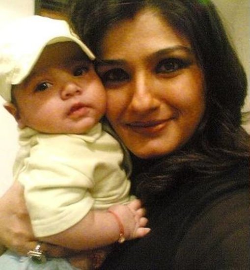 हाल ही में 'गुडटाइम्स' को दिए इंटरव्यू में रवीना ने कहा कि जब मैंने अपने बेटे रणबीर थडानी को जन्म दिया तो मेरा वजन बढ़ गया था। 