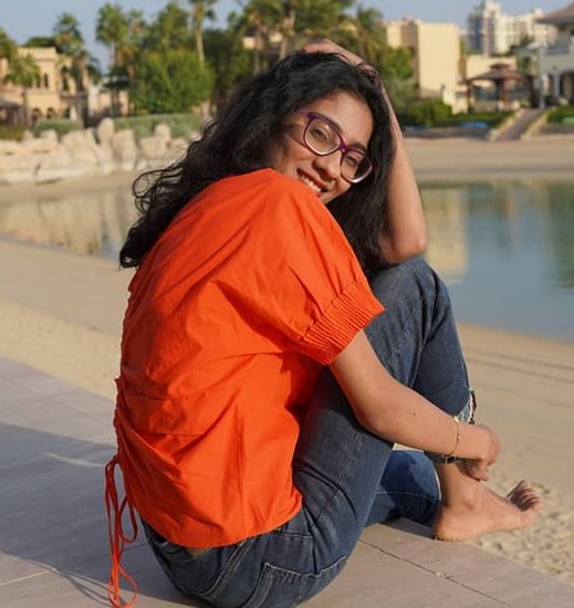 सुष्मिता सेन की बेटी रेने सेन की हाल ही में कुछ तस्वीरें वायरल हुई थीं जिसमें वह एक फिल्म की शूटिंंग करती नजर आ रही थीं। हालांकि इस फिल्म का नाम अभी सामने नहीं आया है। (Photo: Rene Sen Instagram)