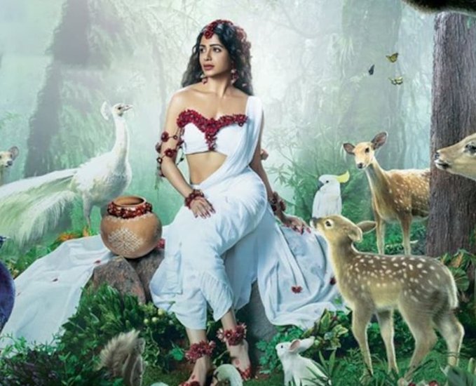 सामंथा रुथ प्रभु की एक नहीं बल्कि दो पैन इंडिया फिल्में रिलीज होने वाली हैं। इसमें उनकी फिल्म शाकुंतलम का नाम भी शामिल है। सामंथा पहली बार पैन इंडिया फिल्म में नजर आएंगी।