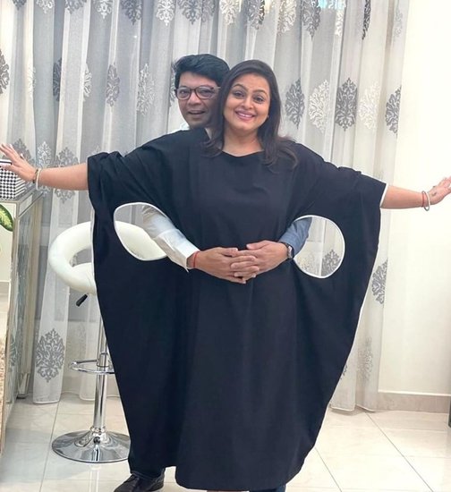 शिल्पा शिरोडकर 90 के दशक की जानी पहचानी एक्ट्रेस हैं लेकिन बाद में वह दुबई सेटल हो गई थीं। शिल्पा साउथ सुपरस्टार महेश बाबू की पत्नी नम्रता शिरोडकर की बहन हैं। (All Photos: Social Media)