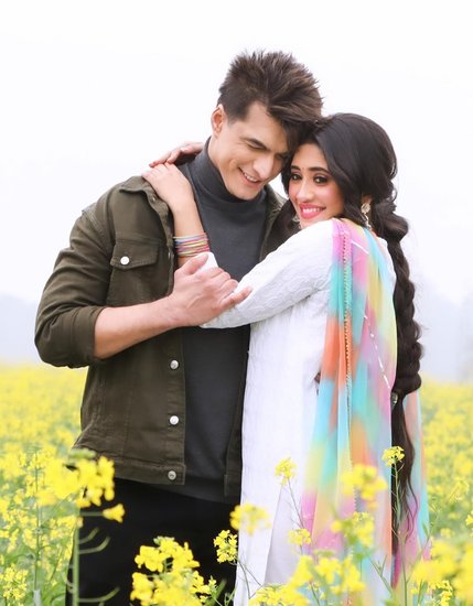 बता दें कि शिवांगी जोशी और 'ये रिश्ता क्या कहलाता है' में उनके को-स्टार रहे मोहसिन खान के अफेयर की खबरें भी अक्सर आती रहती हैं।&nbsp;(All Photos: Shivangi Joshi Instagram)&nbsp;