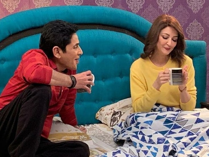 'भाभी जी घर पर है' में सौम्या&nbsp;टंडन और आसिफ शेख कई मौकों पर रोमांस करते दिखे थे। दोनें ने पति पत्नी का रोल प्ले किया था। सौम्या की उम्र 37 साल तो आसिफ की उम्र 57 साल थी। हालांकि सौम्या यह शो छोड़ चुकी हैं।&nbsp;