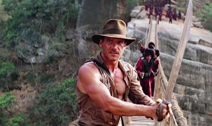 स्टीवन स्पीलबर्ग की फिल्म Indiana Jones and the Temple of Doom की शूट‍िंग श्रीलंका के Kandy में हुई थी।