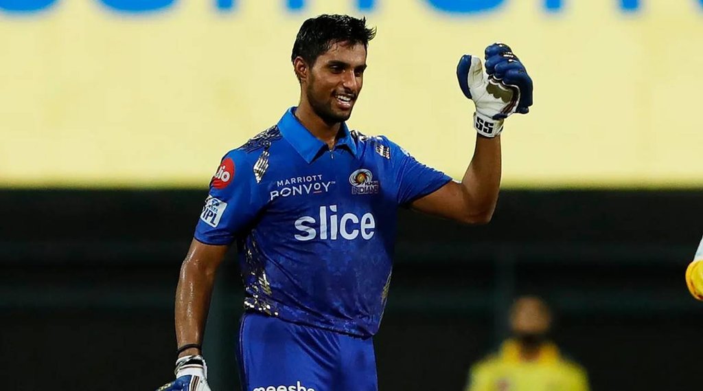 Tilak Varma IPL 2022 CSK vs MI Mumbai Indians Chennai Super Kings