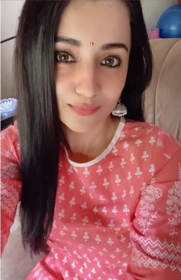 तृषा कृष्णन साउथ की फिल्मों का जाना पहचाना नाम हैं लेकिन 39 की उम्र में भी वह बैचलर लाइफ एंजॉय कर रही हैं। 