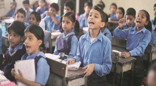 government schools| private schools| delhi|