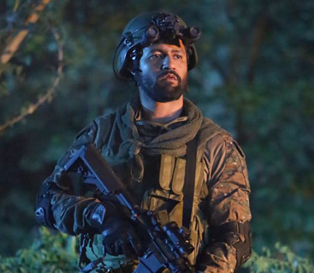 विक्की के पिता श्याम कौशल ने एक इंटरव्यू में कहा था कि जब विक्की को फिल्म उरी: द सर्जिकल स्ट्राइक ऑफर की गई थी जो वह इस स्क्रिप्ट से कनेक्ट नहीं कर पाया था और लगभग फिल्म को रिजेक्ट करने वाला था लेकिन फिर मैंने समझाया कि इस फिल्म को मना करना उनकी सबसे बड़ी गलती हो सकती है। फिर विक्की ने यह फिल्म की और इसके लिए उन्हें नैशनल अवॉर्ड भी मिला और नई पहचान भी। 