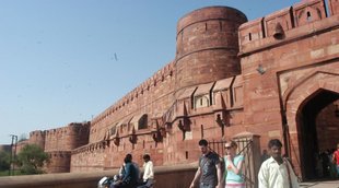 agra fort | Mathura court | Thakur Keshav Dev