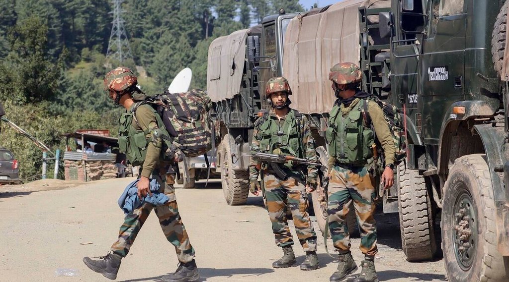 Terrorist | Jammu Kashmir| Kashmir Terrorist attack on School Teacher