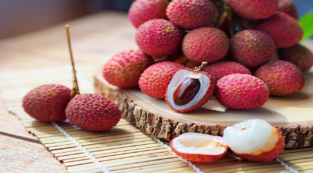 lychee peels scrub recipe,dark neck cure, How to get rid of dark neck