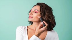 Make Up Tips: ऑफिस के लिए झटपट हो सकती हैं रेडी, बस फॉलो करें ये 8 टिप्स