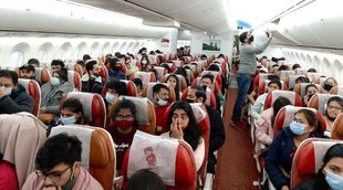 flight ticket| delhi| air travel|