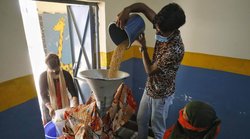 Record High Atta Prices Explained: पोर्ट ब्‍लेयर में 59, मुंबई में 49 रुपये, विदेशों में भारतीय गेहूं की डिमांड बढ़ी, देश में कीमत आसमान पर